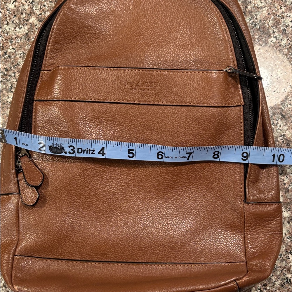 Coach Charles Messenger Brown Leather sling pack bag. - Picture 8 of 10